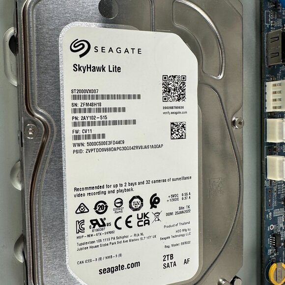 Lorex N841AB-Z 4K 8-Channel NVR with Seagate SkyHawk Lite 2TB Surveillance HDD - Picture 13 of 16